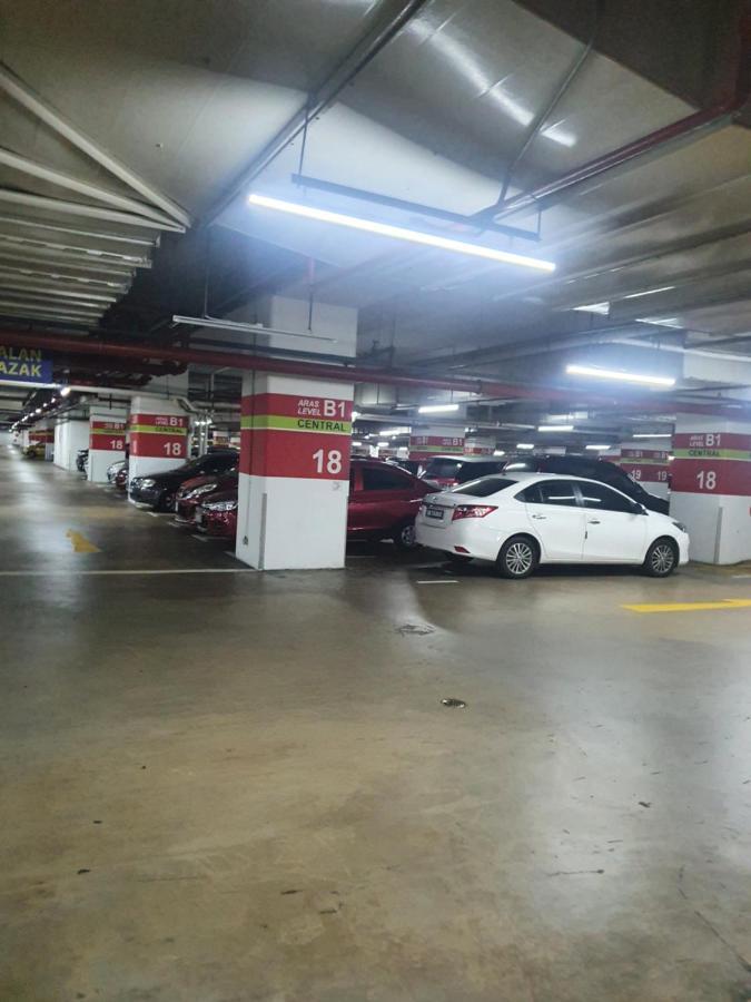Moonlight Service Suite Kuala Lumpur Exterior foto