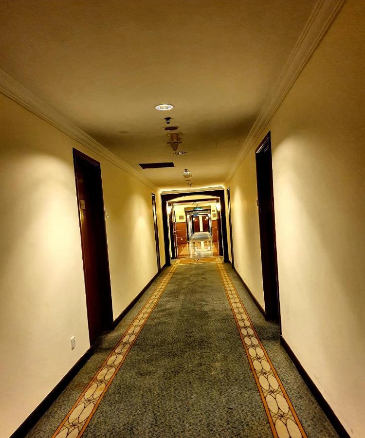 Moonlight Service Suite Kuala Lumpur Exterior foto